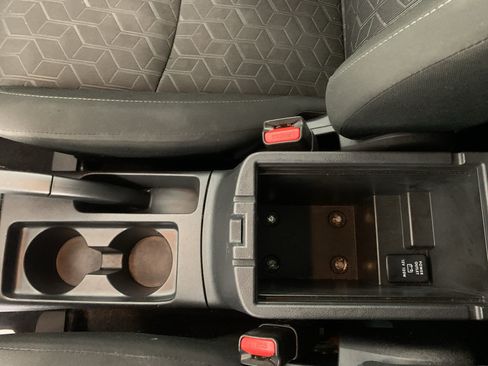 Used 2022 Mitsubishi Outlander Sport ES FWD image 27