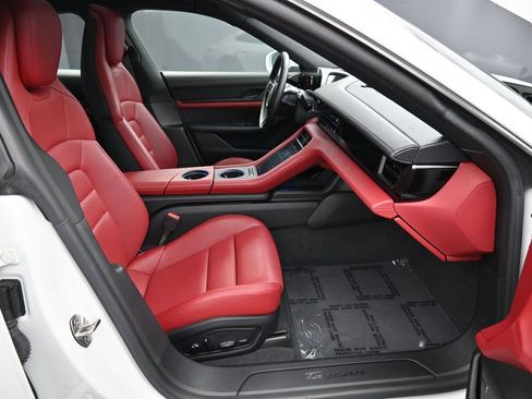 Certified 2021 Porsche Taycan RWD image 26