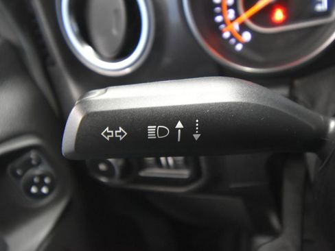 Used 2021 Jeep Wrangler Unlimited Sahara image 10