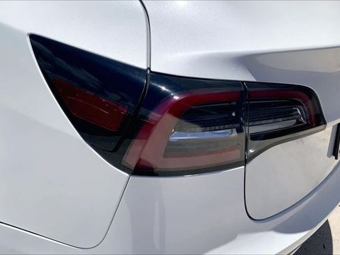 Used 2023 Tesla Model 3 Standard Range RWD image 31