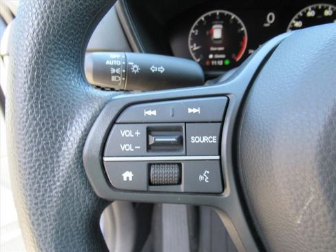 Used 2024 Honda CR-V LX image 17