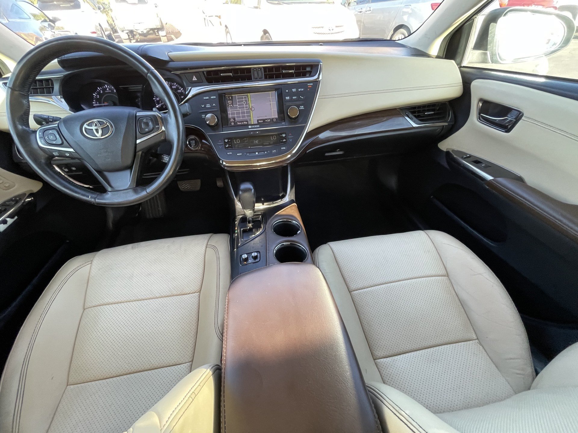 Used 2013 Toyota Avalon FWD image 23