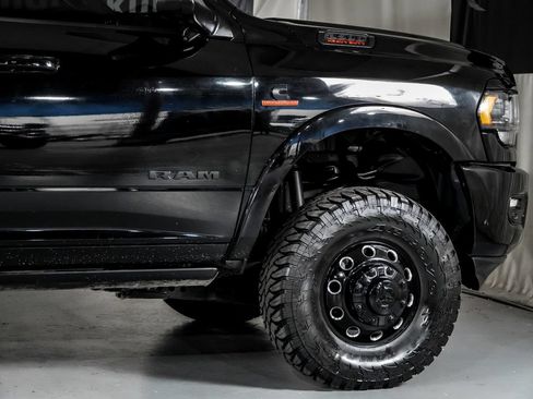 Used 2022 RAM 3500 Limited AWD/4WD image 7