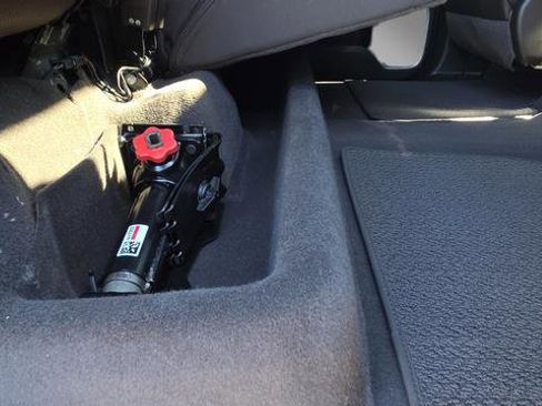 Used 2025 GMC Sierra 1500 Denali w/ Technology Package image 21