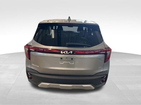 Certified 2024 Kia Seltos LX AWD/4WD image 37
