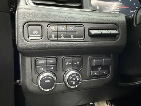 Used 2024 GMC Yukon Denali w/ Max Trailering Package AWD/4WD image 17