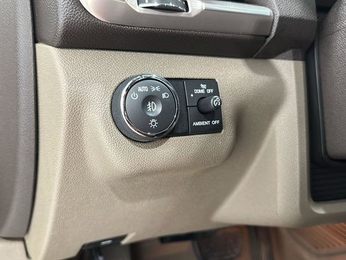 Used 2015 GMC Acadia Denali AWD/4WD image 16