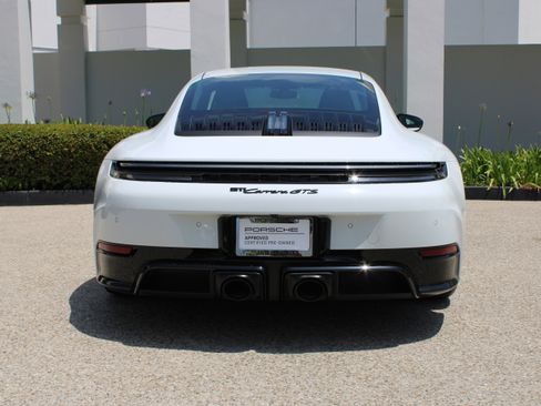 Certified 2025 Porsche 911 Carrera GTS RWD image 6