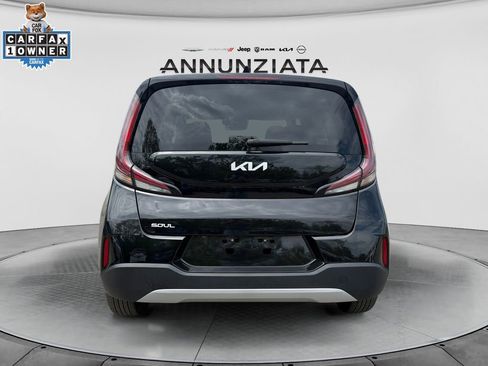 Certified 2025 Kia Soul LX w/ LX Technology Package FWD image 4