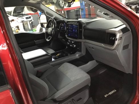 Used 2022 Ford F150 XLT w/ Equipment Group 302A High AWD/4WD image 27