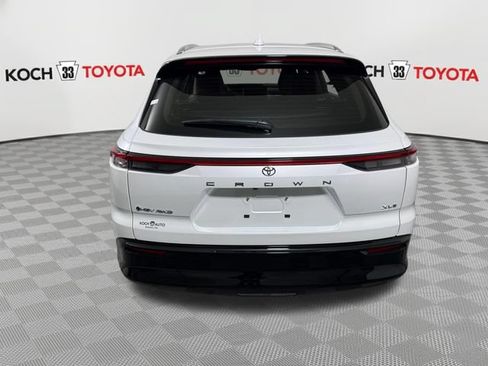New 2026 Toyota Crown Signia AWD/4WD image 7