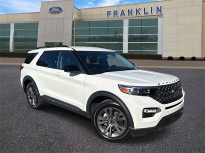 Certified 2022 Ford Explorer XLT w/ Equipment Group 202A