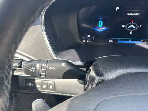 Used 2023 Hyundai Santa Fe Calligraphy AWD/4WD image 48