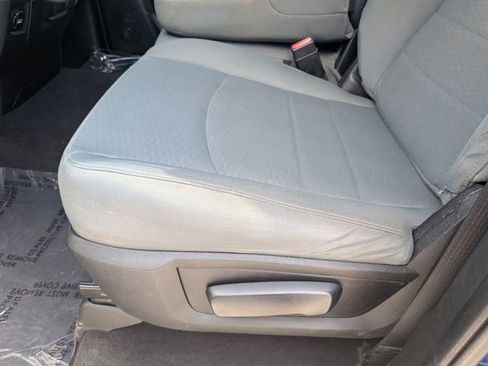 Used 2017 RAM 1500 Express w/ Express Value Package image 23