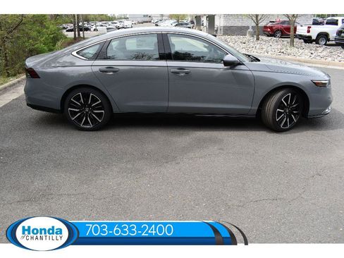 New 2026 Honda Accord Hybrid Touring image 8