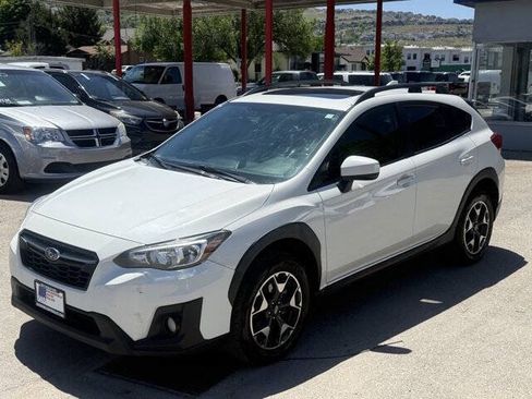 Used 2020 Subaru Crosstrek 2.0i Premium w/ Moonroof Package 2 AWD/4WD image 8