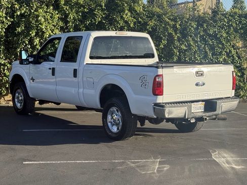 Used 2011 Ford F250 XLT w/ XLT Interior Pkg AWD/4WD image 5