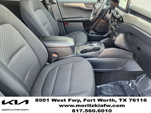 Used 2025 Ford Escape Active FWD image 13