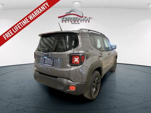 Used 2016 Jeep Renegade Latitude AWD/4WD image 16