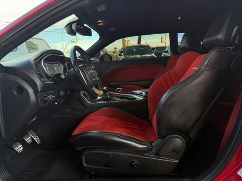 Used 2015 Dodge Challenger SRT w/ Technology Group RWD image 36