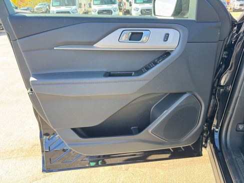 New 2026 Ford Explorer Active w/ Active Comfort Package AWD/4WD image 22