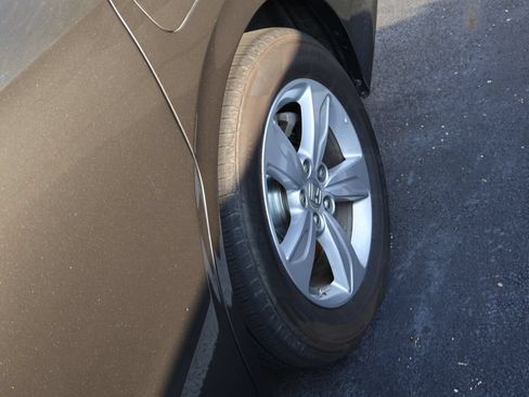 Used 2018 Honda Odyssey EX-L image 12
