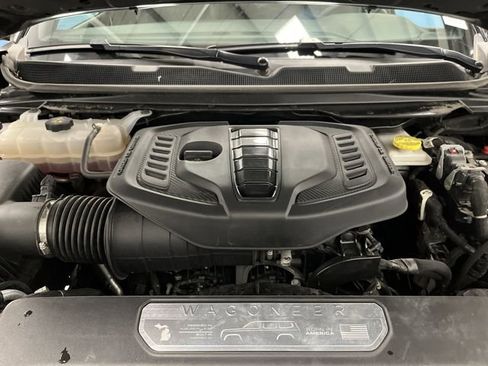 Used 2024 Jeep Wagoneer Series II image 43