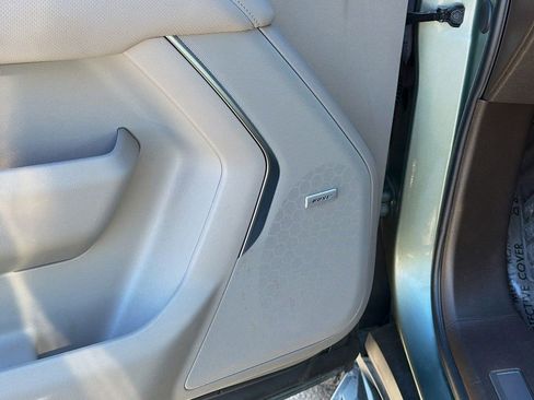 Used 2024 GMC Yukon SLT image 27