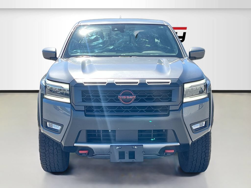 Used 2025 Nissan Frontier PRO-4X AWD/4WD image 2
