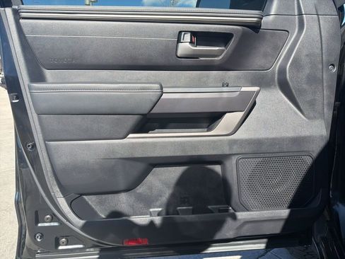 Used 2022 Toyota Tundra SR5 AWD/4WD image 9