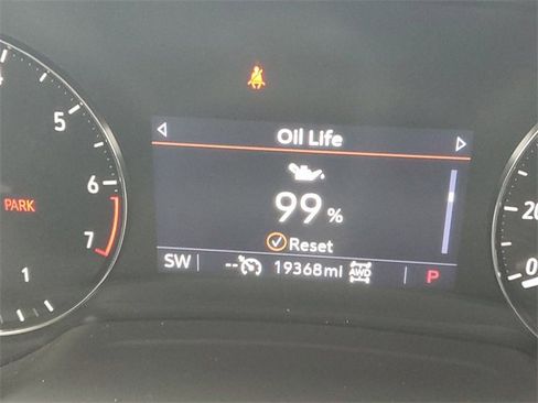 Used 2023 Buick Envision Preferred w/ Sport Touring Package image 22