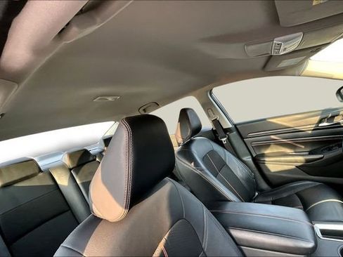 Used 2022 Nissan Altima 2.5 SR image 19