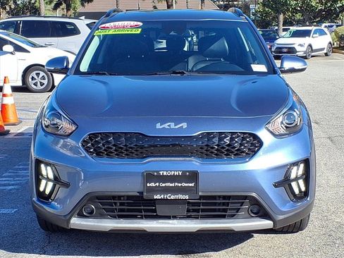 Certified 2022 Kia Niro Touring Special Edition image 8