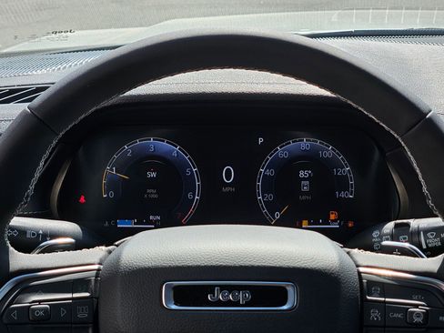 New 2026 Jeep Grand Cherokee Limited AWD/4WD image 15