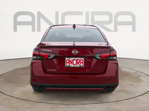 New 2025 Nissan Versa SR image 9