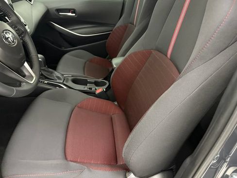Used 2025 Toyota Corolla SE FWD image 27