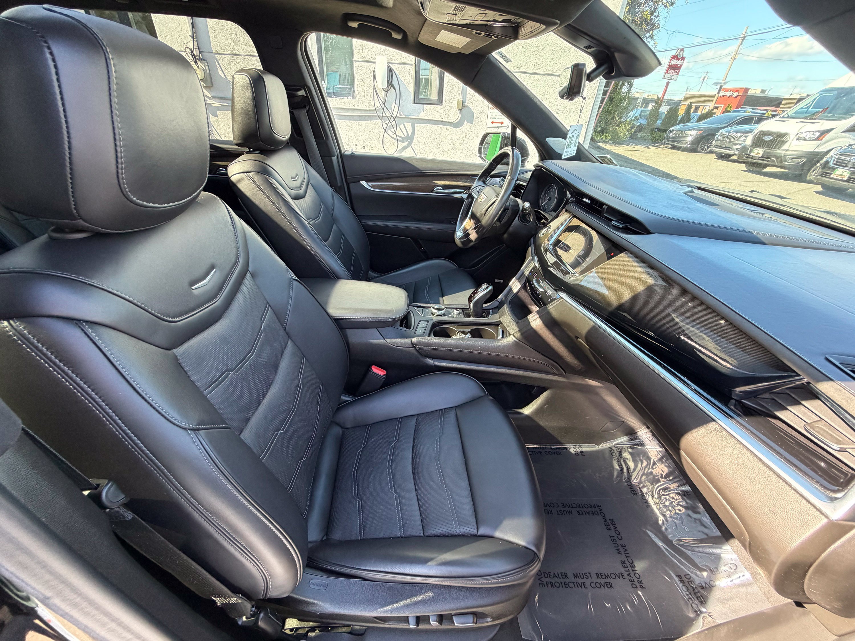 Used 2023 Cadillac XT6 Premium Luxury w/ Platinum Package AWD/4WD image 26