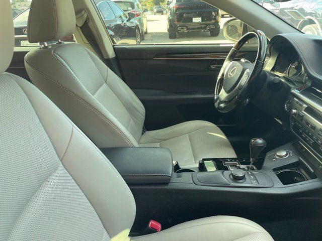 Used 2015 Lexus ES 350 w/ Premium Package FWD image 8