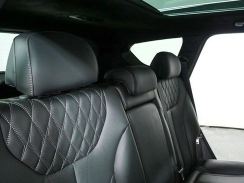 Used 2022 Hyundai Santa Fe Calligraphy image 23