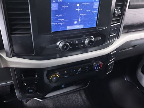 Used 2022 Ford F150 XLT image 16