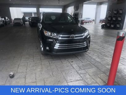 Used 2019 Toyota Highlander Limited Platinum