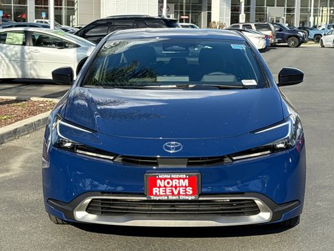 New 2026 Toyota Prius Plug-In Hybrid image 4