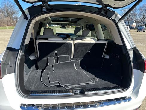 Used 2023 Mercedes-Benz GLS 450 4MATIC w/ AMG Line Exterior image 13
