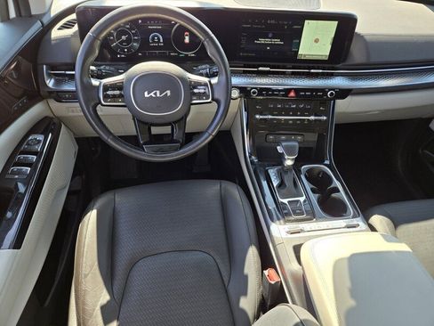 Used 2024 Kia Carnival SX Prestige FWD image 13
