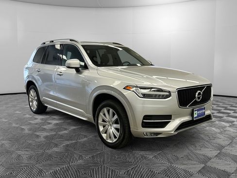 Used 2018 Volvo XC90 T5 Momentum AWD/4WD image 7