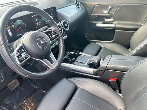 Used 2023 Mercedes-Benz GLA 250 image 9