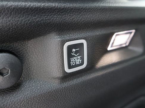 New 2026 Jeep Grand Cherokee L Limited image 17