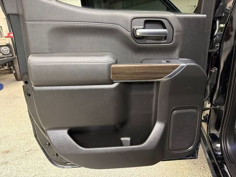 Used 2019 Chevrolet Silverado 1500 RST w/ All-Star Edition RWD image 33