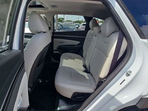 Used 2022 Hyundai Tucson SEL FWD image 11