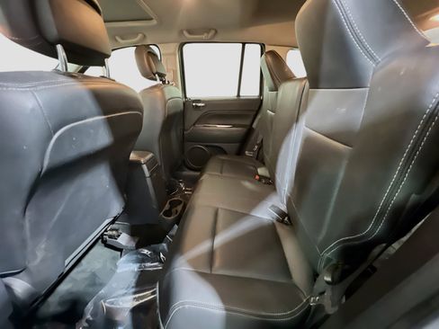 Used 2017 Jeep Compass High Altitude image 17